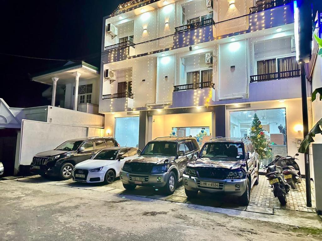 Lucky Transit Hotel - Katunayake Airport Ngoại thất bức ảnh