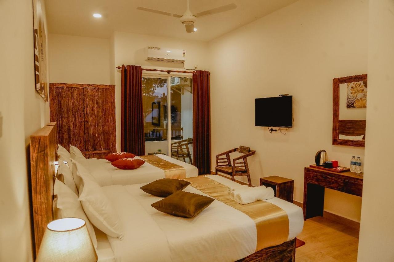 Lucky Transit Hotel - Katunayake Airport Ngoại thất bức ảnh
