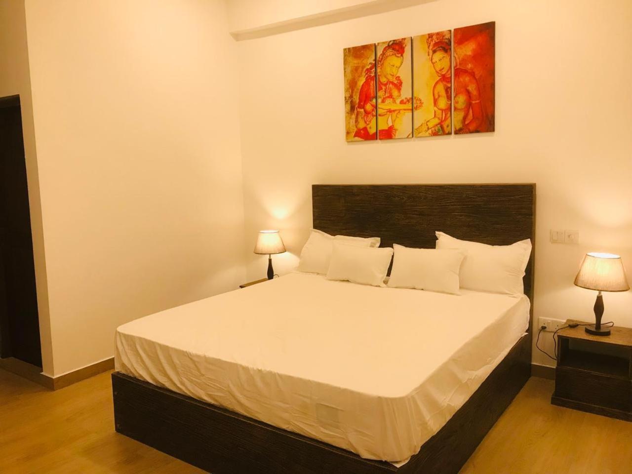 Lucky Transit Hotel - Katunayake Airport Ngoại thất bức ảnh